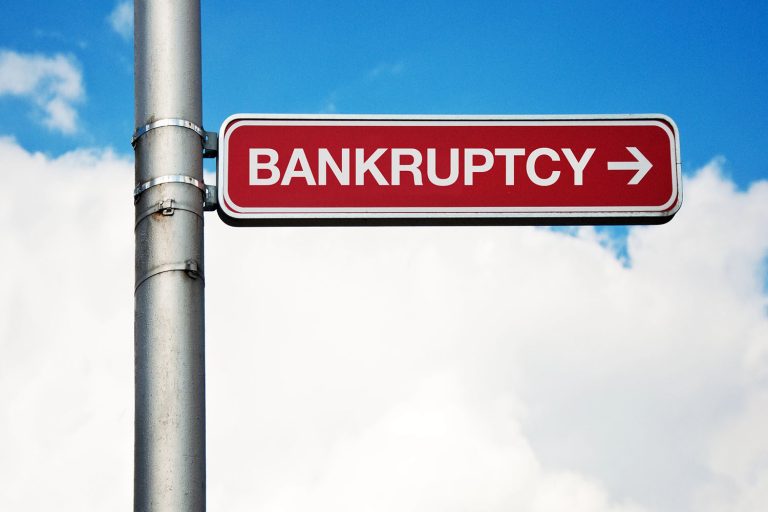 Peter Schiff Predicts Strategy (mstr) Bankruptcy If This Occurs